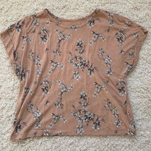 🌸Dark pink short sleeve tee shirt🌸